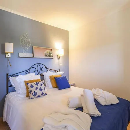Hotel apartamentowy Pierre & Premium Les Calanques Des Issambres 4*