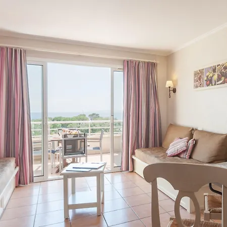 Pierre & Premium Les Calanques Des Issambres 4* 레지상브르