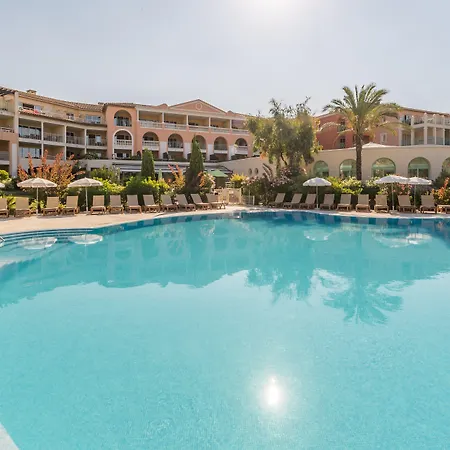 아파트호텔 Pierre & Premium Les Calanques Des Issambres 4*