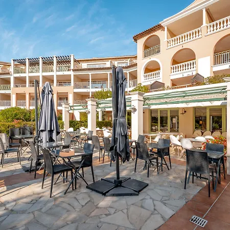아파트호텔 Pierre & Premium Les Calanques Des Issambres 4*