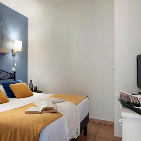 Pierre & Premium Les Calanques Des Issambres 아파트호텔 4*