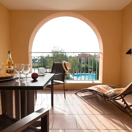 Pierre & Premium Les Calanques Des Issambres 아파트호텔 레지상브르