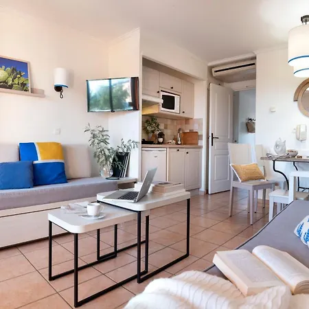 Pierre & Premium Les Calanques Des Issambres 레지상브르